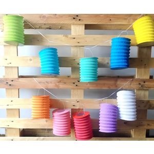 LOT DE 30 LAMPIONS EN PAPIER DE SOIE À CUSTOMISER - 13 X 17 CM - 10 COLORIS ASSORTIS